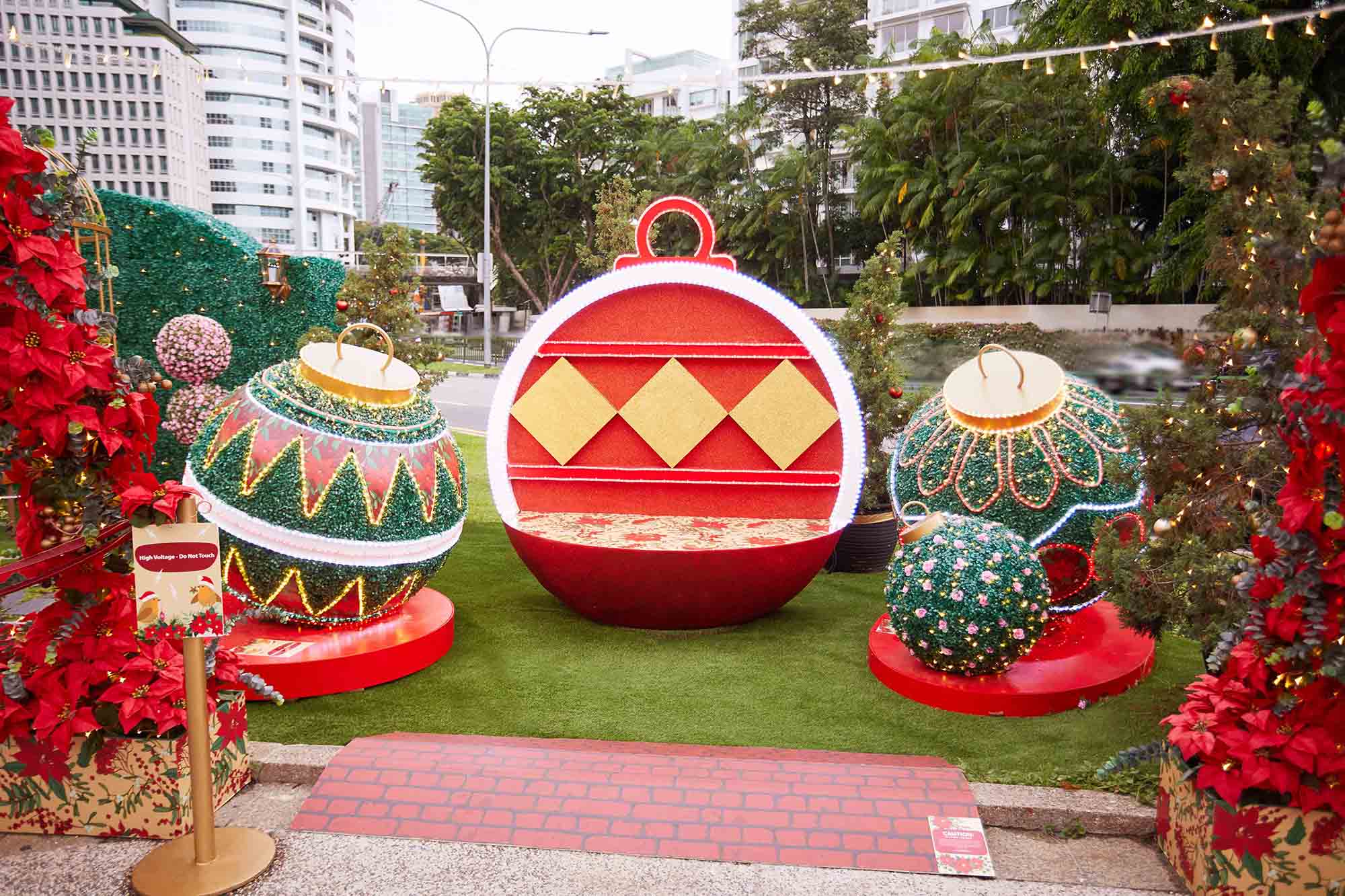 Shopping malls across Malaysia get into the Christmas spirit with festive  decorations, charitable acts